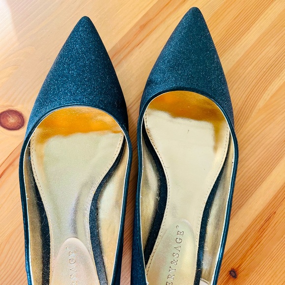 Avery & Sage sparkling flat shoe - Picture 1 of 3